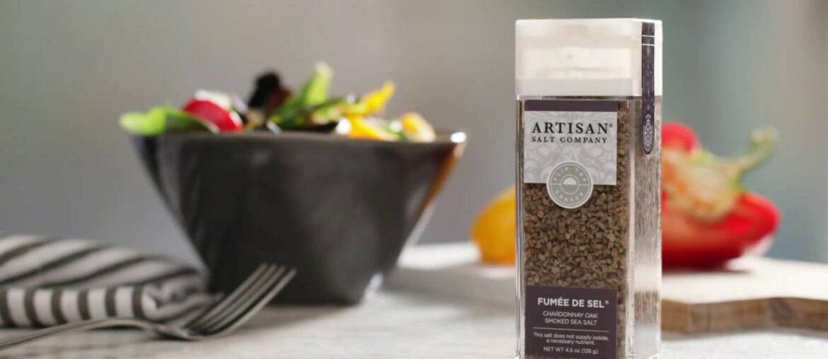 Fumée de Sel® Shaker – Chardonnay Oak Smoked Sea Salt Fumée de Sel® Shaker - Chardonnay Oak Smoked Sea Salt