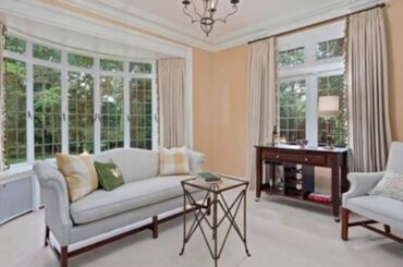 SPECTACULAR ARCHITECTURALLY SIGNIFICANT HOME