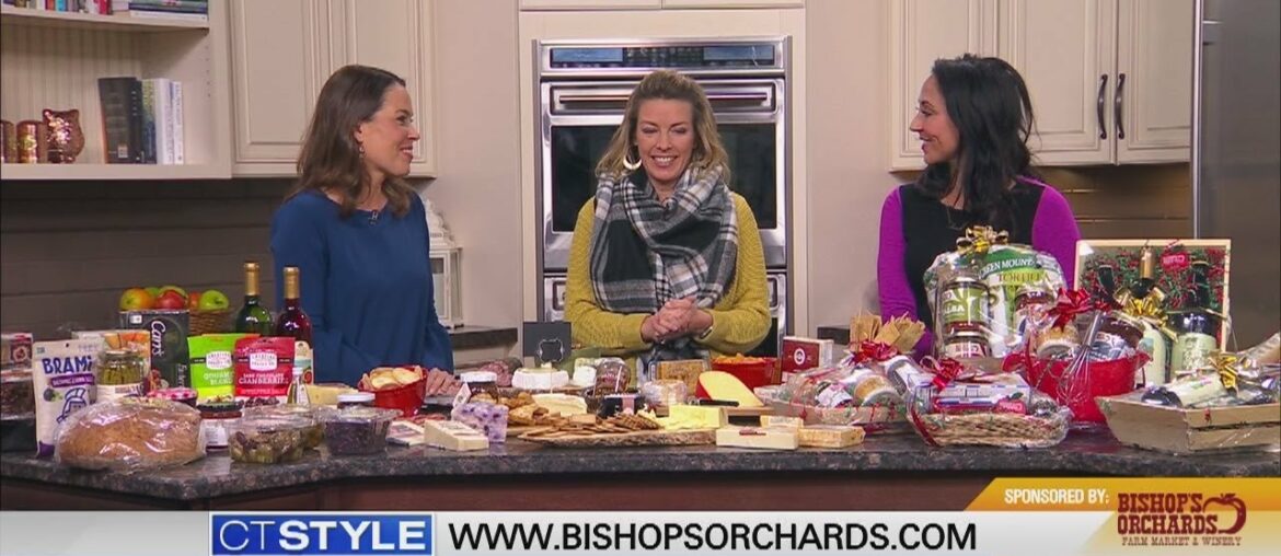 In The Kitchen: Holiday gatherings with wine, gift baskets and cheese boards