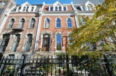 Home for rent - 1237 N Dearborn Pkwy 1 Chicago, IL 60610