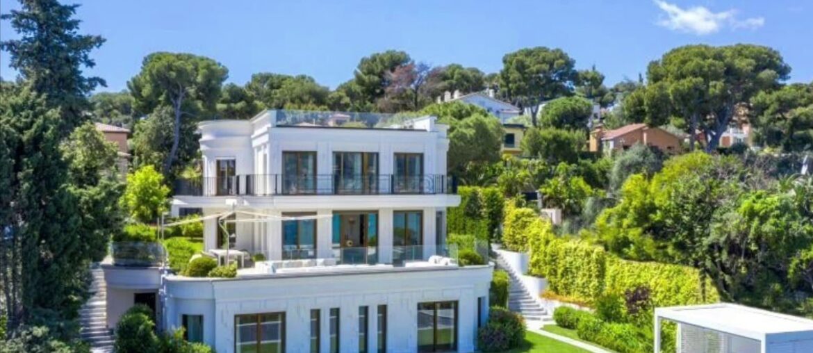 Superb Luxury Property For Sale in Cap Martin France
