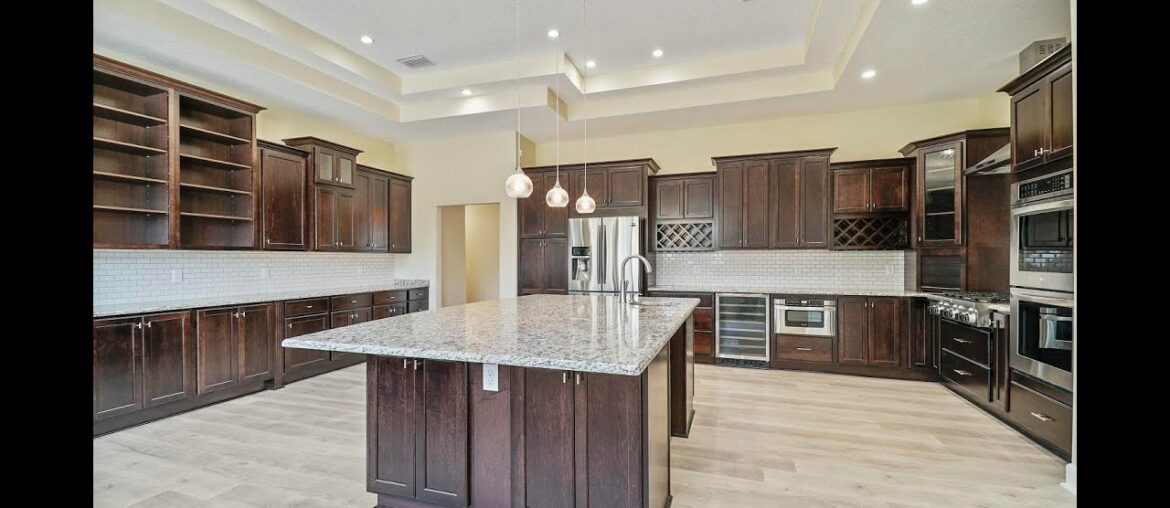 Video tour of Residential at 3283 Blanding BLVD, Middleburg, FL 32068 Video tour of Residential at 3283 Blanding BLVD, Middleburg, FL 32068