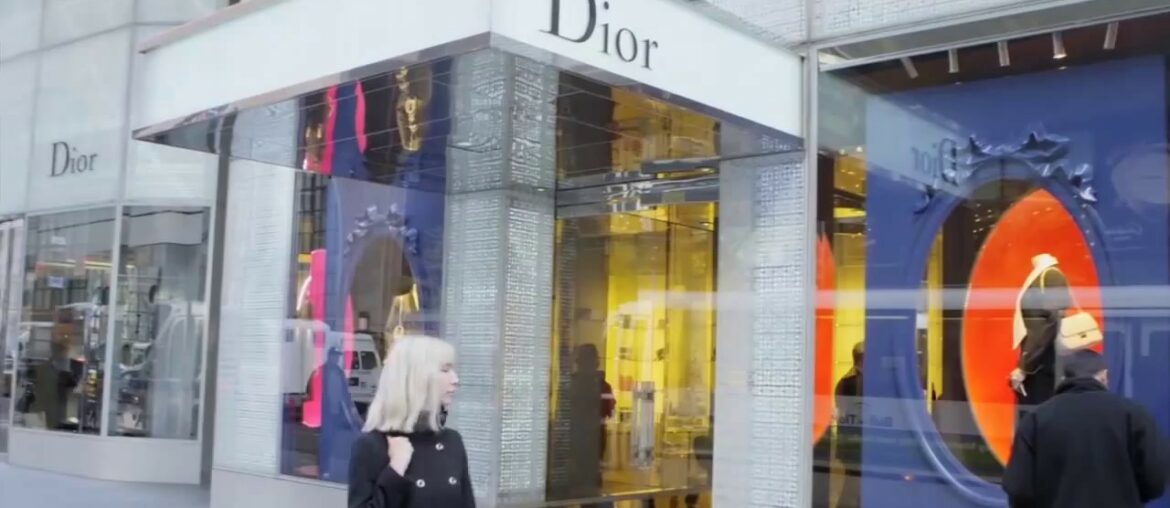 Vanina Takvorian in Manhattan, NYC (LUXE.TV Report in French)