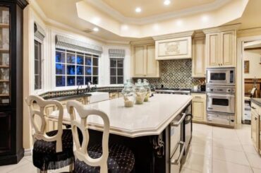 REMODELED FRENCH MEDITERRANEAN IN THE SUMMIT