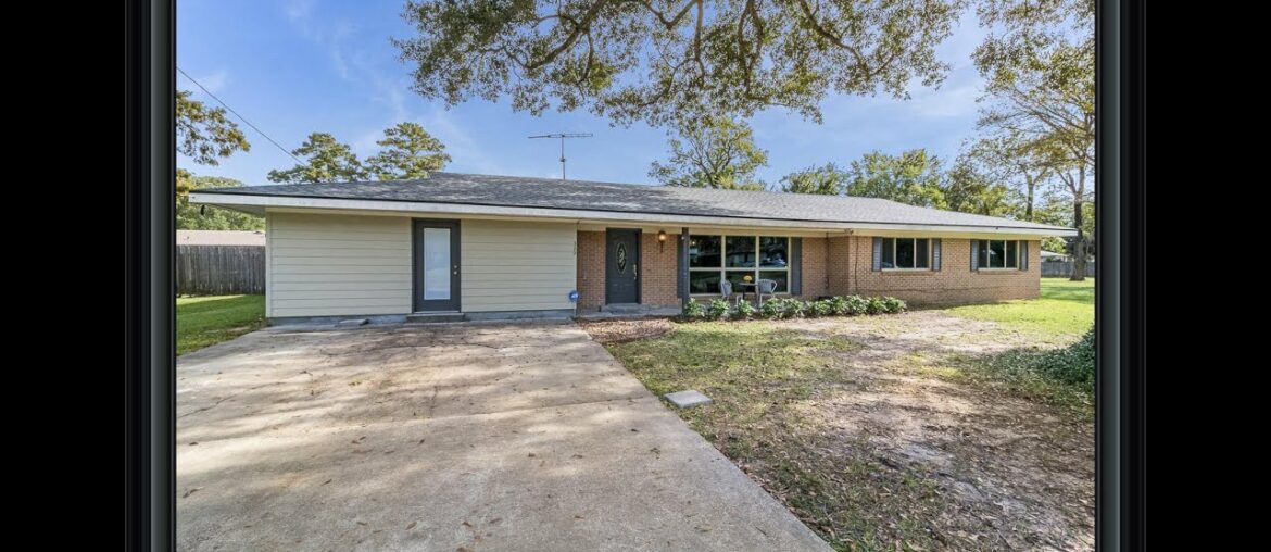 Video tour of Residential at 329 River Road, Lafayette, LA 70501 Video tour of Residential at 329 River Road, Lafayette, LA 70501