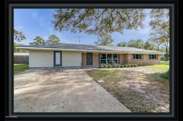 Video tour of Residential at 329 River Road, Lafayette, LA 70501