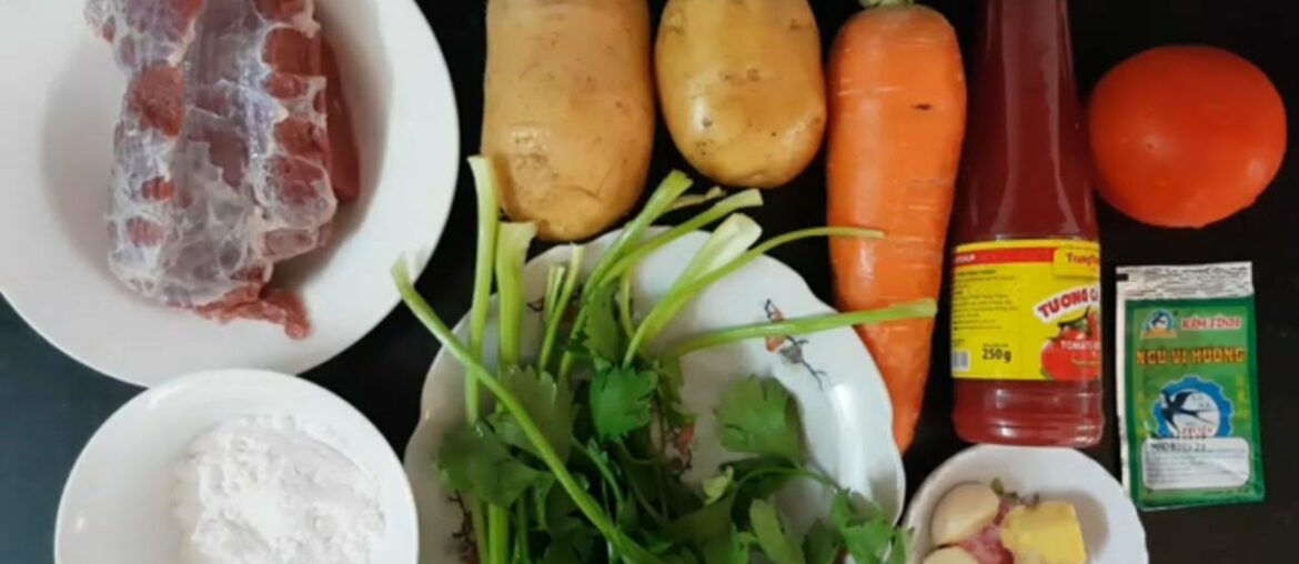 Good food[ Món ăn ngon ]: French bread with dipping sauce and wine sauce. Cách nấu bò sốt vang.