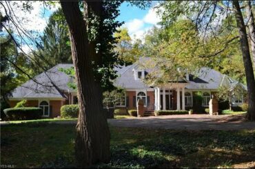 Residential for sale in Akron, OH - 536 Crystal Lake Road