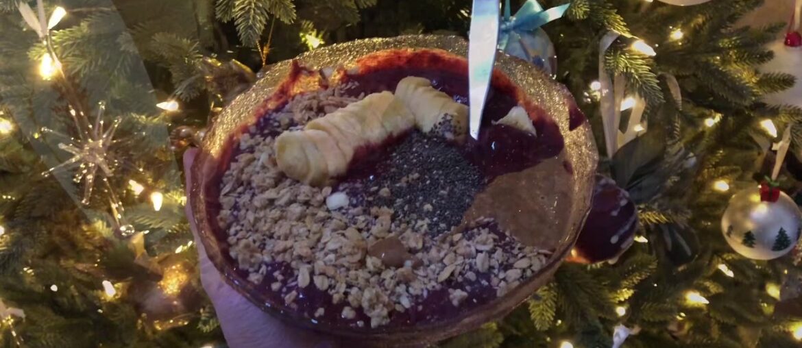 French Final Açaí Bowl recipe