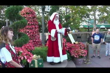Pere Noel Full Show France Pavilion Disney 2019 Epcot International Festival of the Holidays