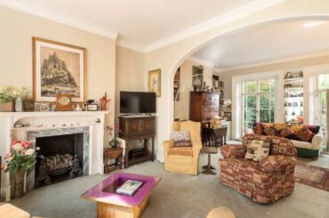 CHARMING HOUSE IN PRESTIGIOUS LOCATION