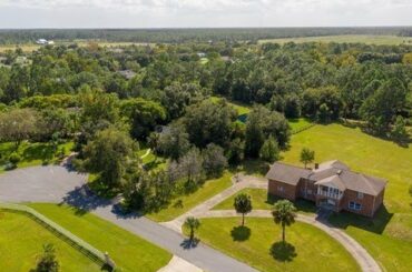 160 Lakeside Drive East, Port Orange, FL, 32128