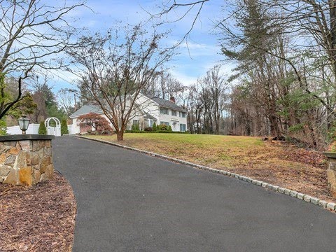 250 Hemlock Hills Road South, Fairfield, CT, 06824 250 Hemlock Hills Road South, Fairfield, CT, 06824