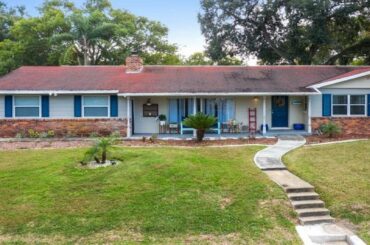 8504 CONTOURA DRIVE, ORLANDO, FL Presented by The Nickley Group Home Advisors.