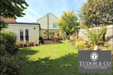 Tudor and Co Estate Agents West Molesey KT8 Glebelands Three / four bedroom Period home
