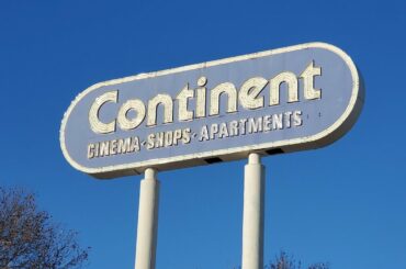 The CONTINENT Columbus Ohio DEAD MALL with Hookah Bar!