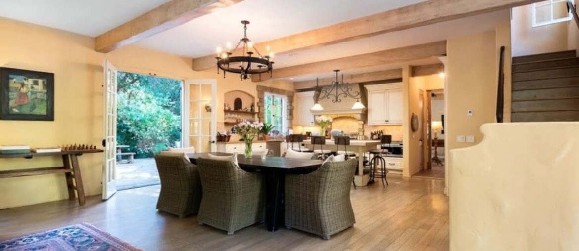 FRENCH COUNTRY ARCHITECTURAL FRENCH COUNTRY ARCHITECTURAL