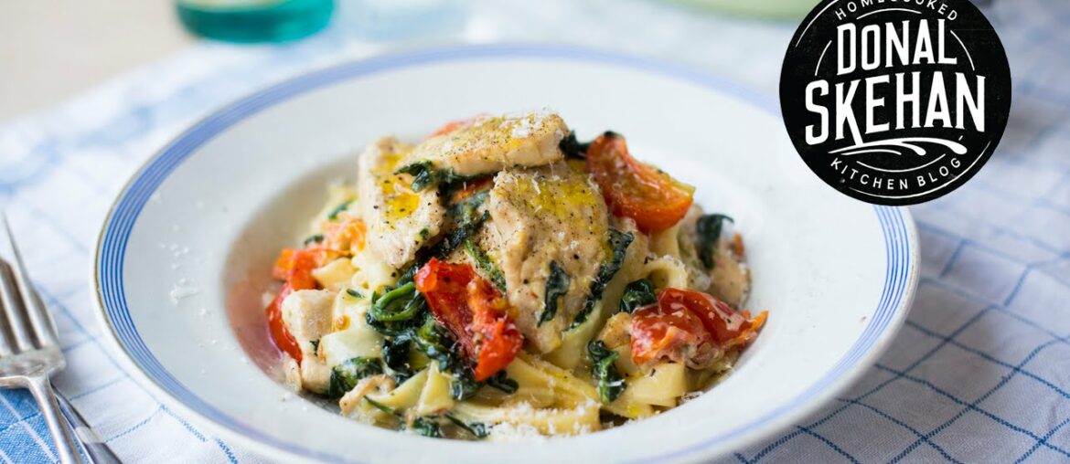 Creamy Chicken & Spinach Pasta!