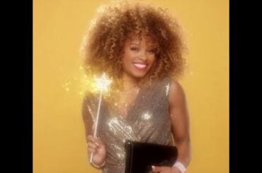 ✅  Fleur East to spend Christmas in Paris