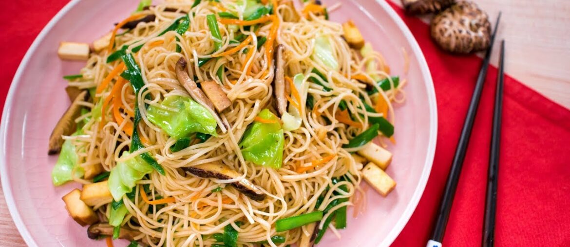 Grandma's Signature Noodles - Vegan (Pad Mee Sua) | Thai Recipe