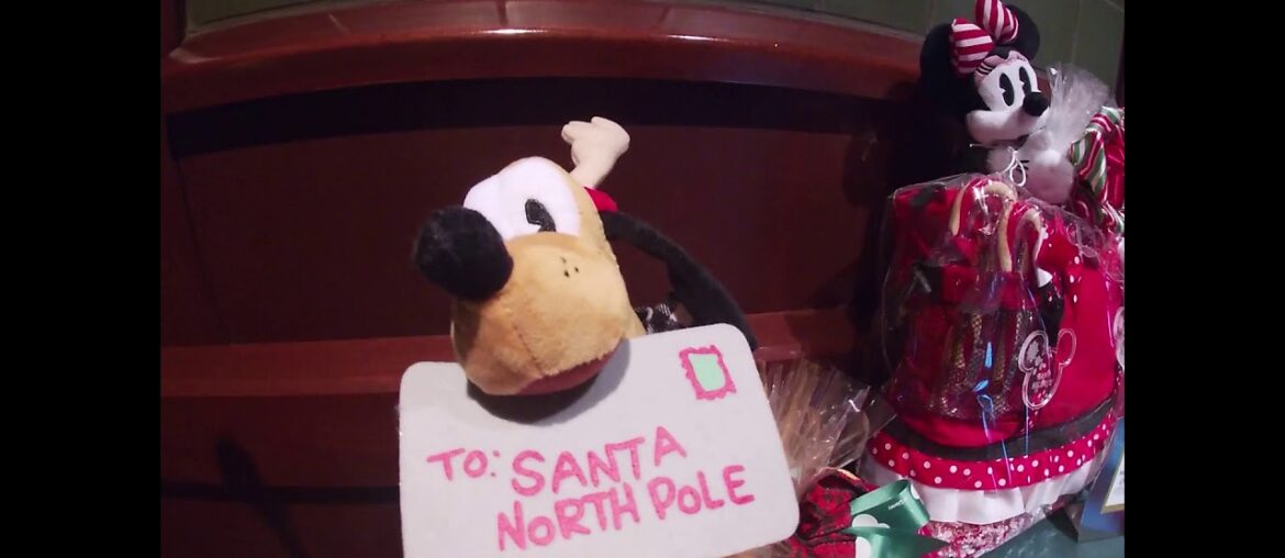 Christmas Day Disney's Grand Californian Hotel and Storyteller Buffet at Disneyland