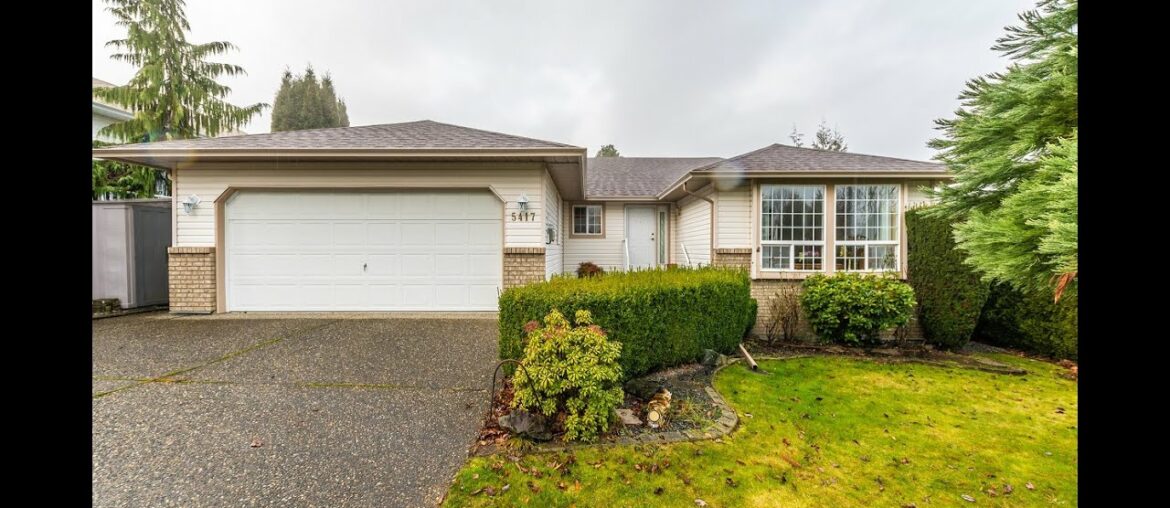 Presented By Jen Thomas & Lynne Ferris 5417 Alpine Crescent Chilliwack BC Presented By Jen Thomas & Lynne Ferris 5417 Alpine Crescent Chilliwack BC