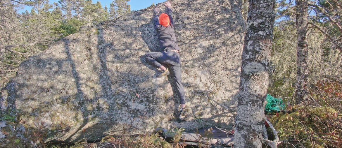 The French Sit @ Grover, Saucer Boulder