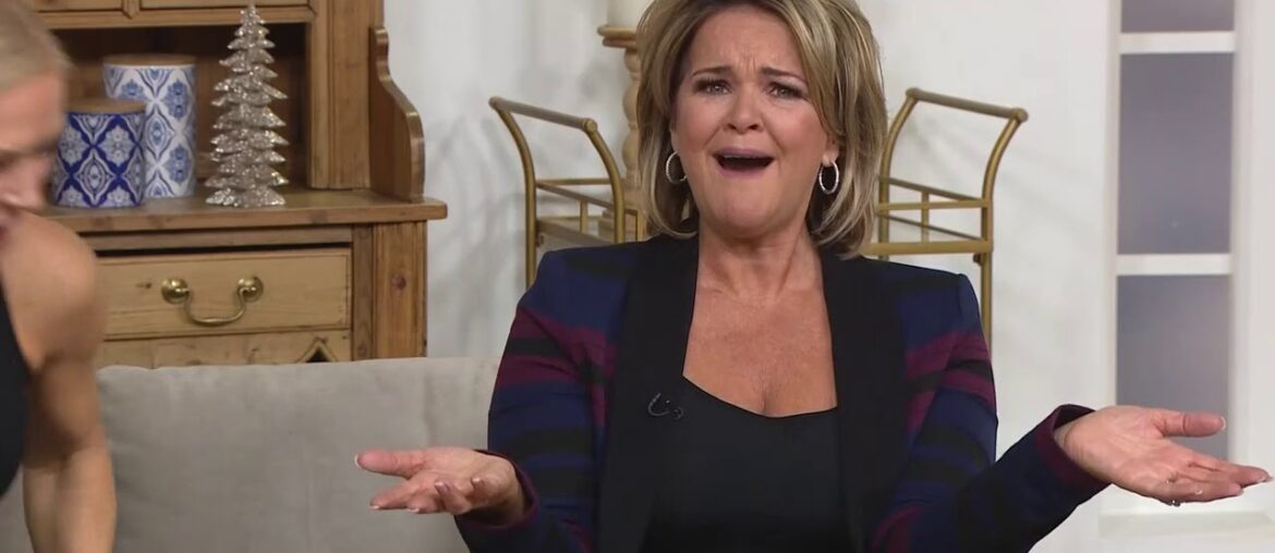 Waterford Crystal Balmoral Set of 2 (16 oz) Balloon Wine Glasses | Waterford New Year's Eve Party