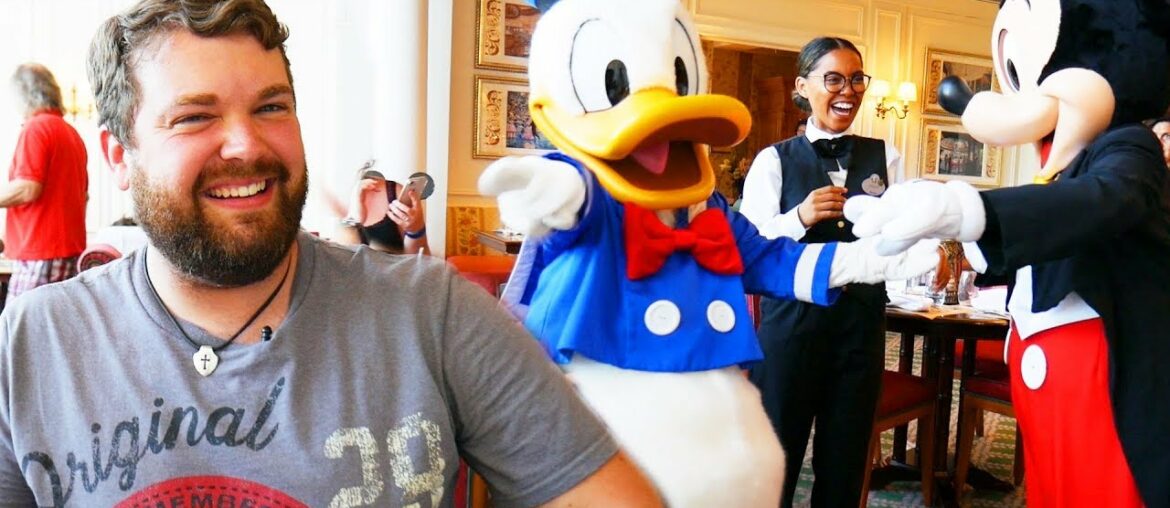 Mickey and Donald were SHOCKED!!! - Disneyland Paris Impressions