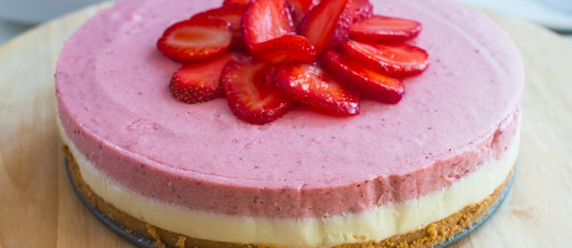 No-Bake White Chocolate Strawberry Mousse Cake Recipe
