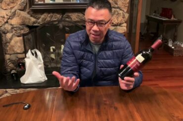 Bottle of wine defies laws of physics! WADA HEK???