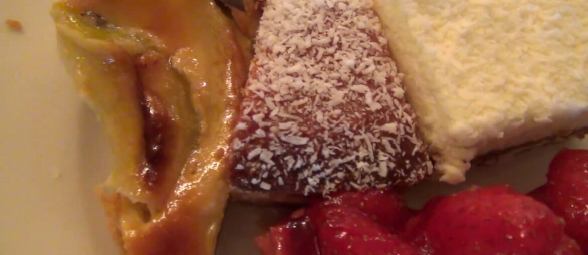 Disneyland Paris all you can eat @ Plaza Gardens Buffet Dining Disneyland Paris all you can eat @ Plaza Gardens Buffet Dining