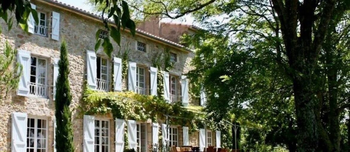 Grand Acreage For Sale in Carcassonne France