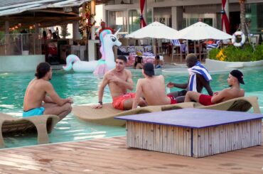 Alexa Beach Club Pattaya Presents French Riviera Performed by Moulin Rouge