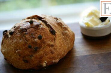 Beth's No-Knead Cinnamon Raisin Bread Recipe | ENTERTAINING WITH BETH