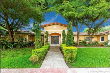 Video preview - Residential for sale - 2412 Country Club Prado, Coral Gables, FL 33134