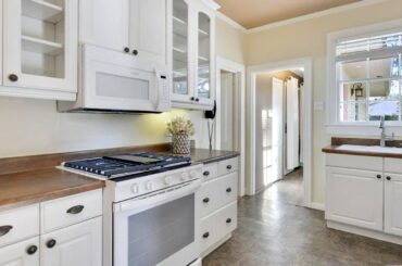 Homes for Sale - 2128 HOLLYDALE AVE, Baton Rouge, LA 70808