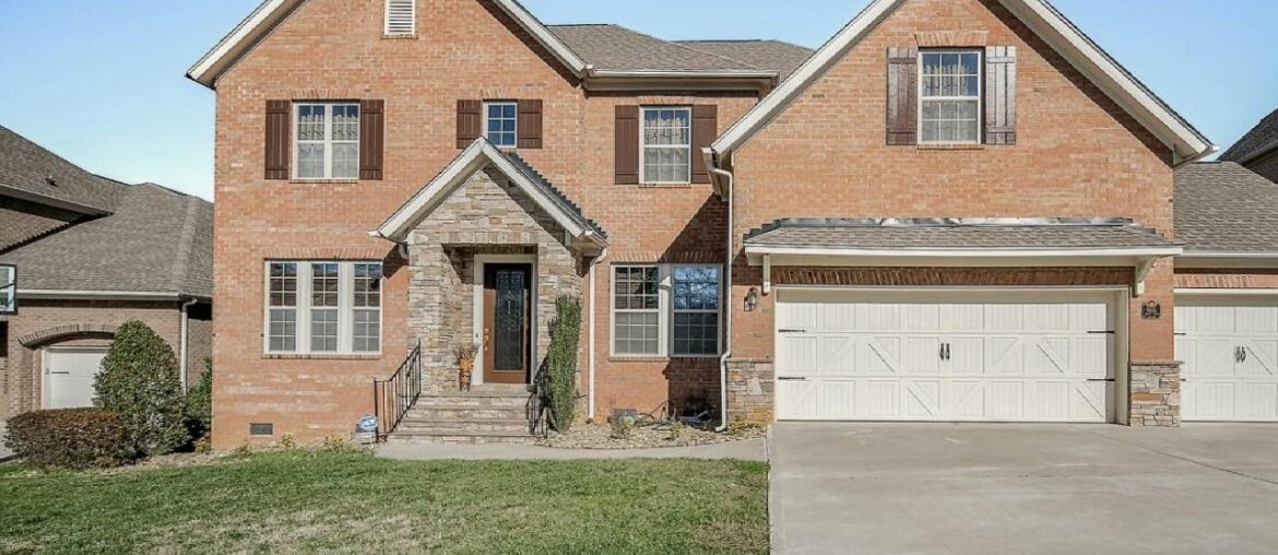 9616 Ashley Green Court, NW, Concord, NC Presented by Brigitte Perry.