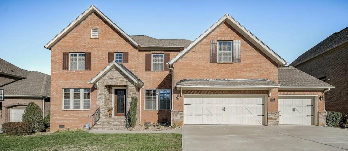 9616 Ashley Green Court, NW, Concord, NC Presented by Brigitte Perry.