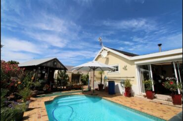 R2,695,000 | 4 Bedroom House For Sale in Table View