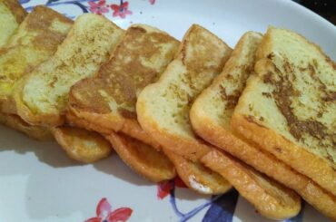 French Toast | Easy and Quick Recipe | Breakfast Recipe | Egg toast | Sana's kitchen