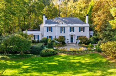 2580 Woodward Way | Atlanta, GA 30305