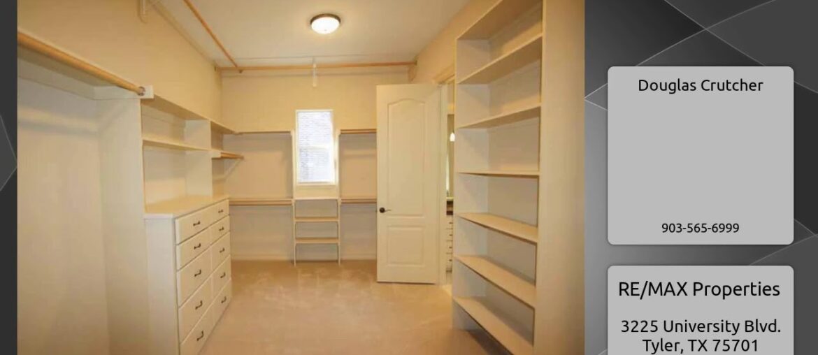 3734 Woods Boulevard, Tyler, TX 75707