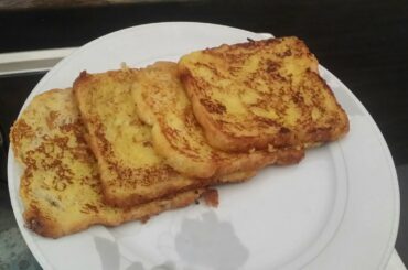 French Toast for Children Lunch..!! Classic Quick and Easy Recipe by Desi Master Chef in Urdu Hindi