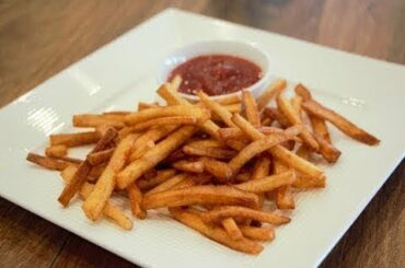 Crispy French Fries Recipe // രണ്ട് ചേരുവയിൽ നല്ല മൊരിഞ്ഞ ഫ്രഞ്ച് ഫ്രൈസ് ..