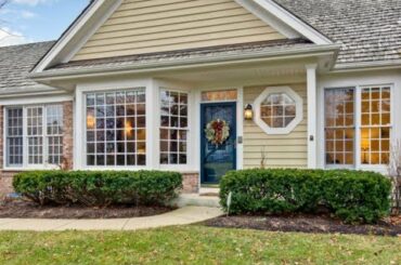 Home for sale - 560 Stockbridge Ct 560 Lake Forest, IL 60045