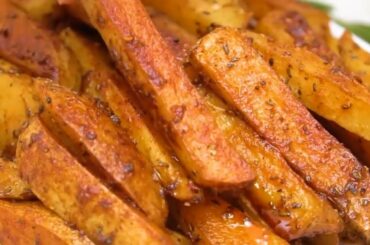 Crispy Potato Wedges Recipe Video