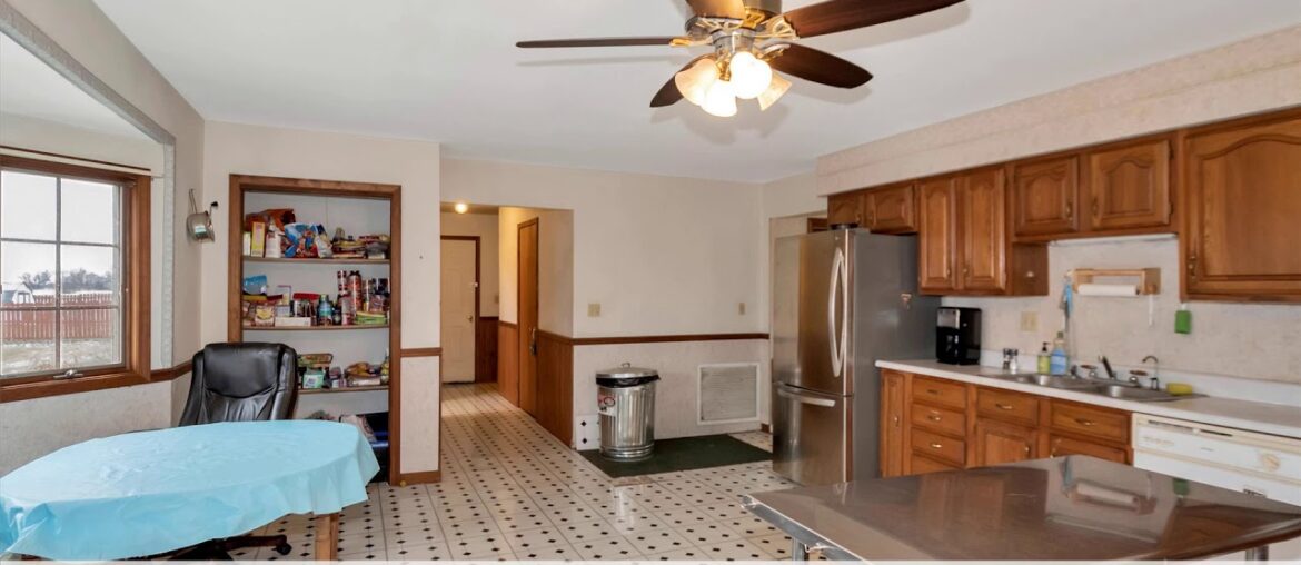 526 N Conrad, Peotone, IL