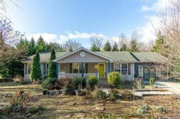 54 Setting Sun Ln,  Travelers Rest, SC 29690 - Denise Grout - MLS 1408649