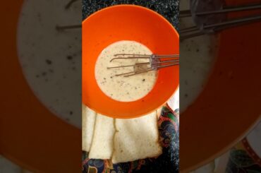 "French toast" it's kid's favorite recipe 😋 .